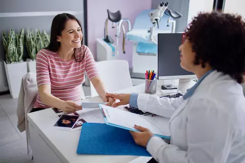 Mulheres em consulta